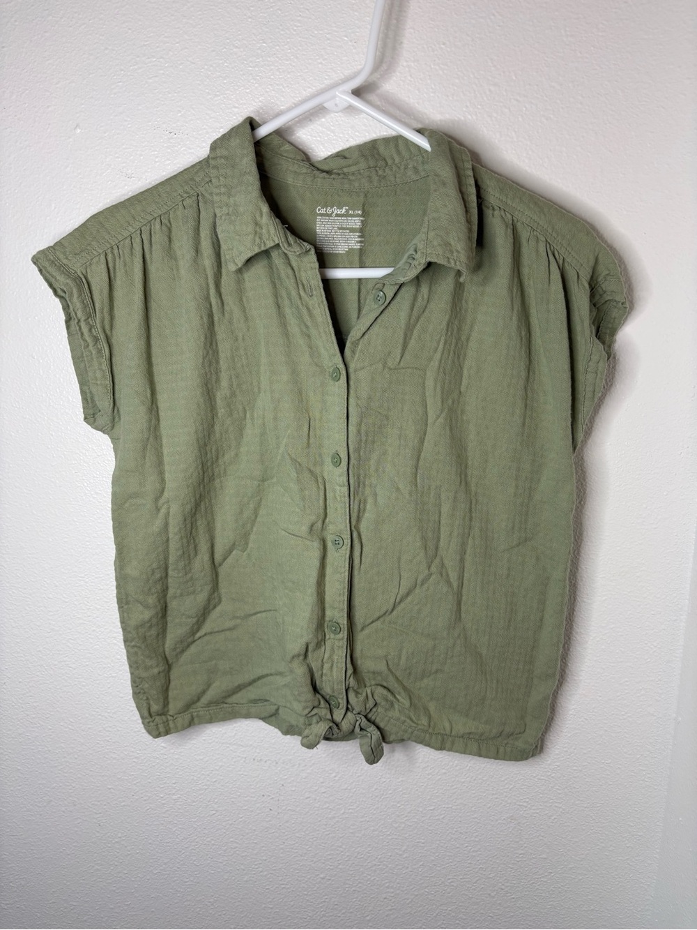 Cat & Jack Lightweight Olive Button-Front Cap Sleeve Top - YXL